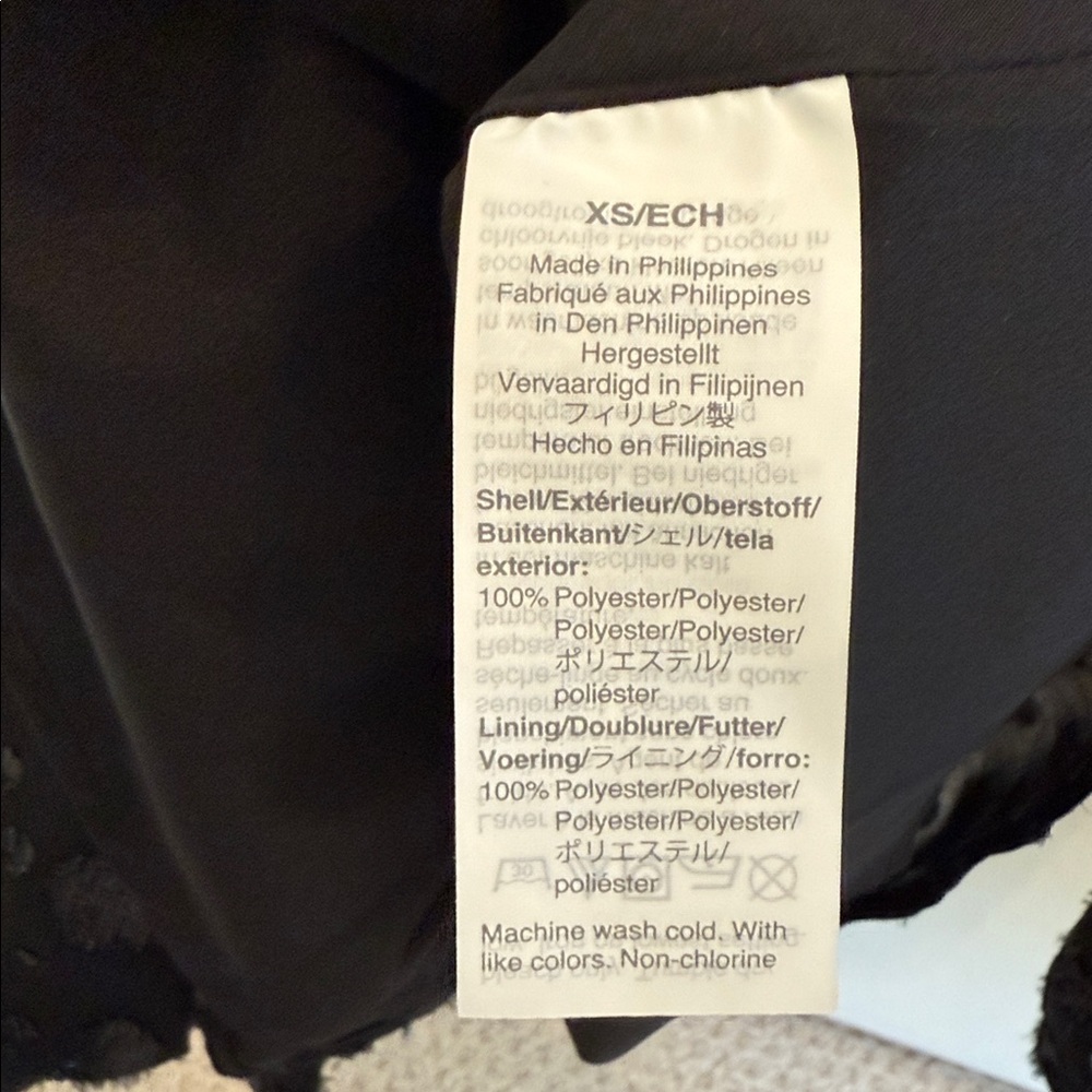 J.Crew Tie-Waist V-Neck Black Metallic Dot Jacquard Top XS - Picture 8 of 9